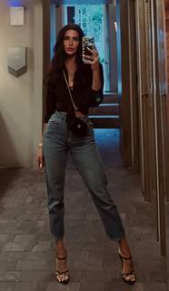 Bárbara de Regil feet photo thumbnail