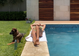 Bárbara de Regil feet photo thumbnail