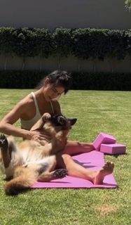 Bárbara de Regil feet photo thumbnail