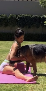 Bárbara de Regil feet photo thumbnail