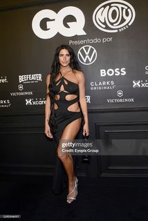 Bárbara de Regil feet photo thumbnail