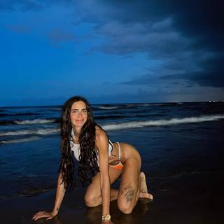 Bárbara de Regil feet photo thumbnail