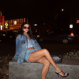 Bárbara de Regil feet photo thumbnail