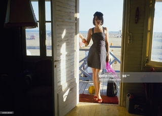 Béatrice Dalle feet photo 2