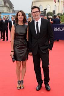 Bérénice Bejo feet photo thumbnail