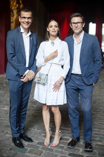 Bérénice Bejo feet photo thumbnail