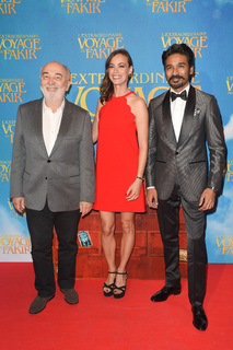 Bérénice Bejo feet photo thumbnail