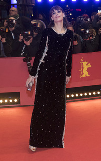 Bérénice Bejo feet photo thumbnail