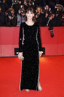 Bérénice Bejo feet photo thumbnail