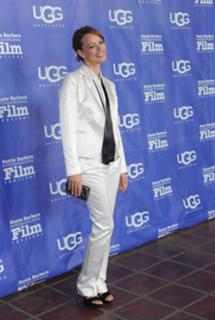 Bérénice Bejo feet photo thumbnail