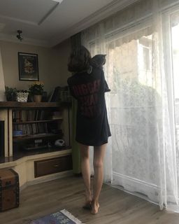 Büsra Develi feet photo 18