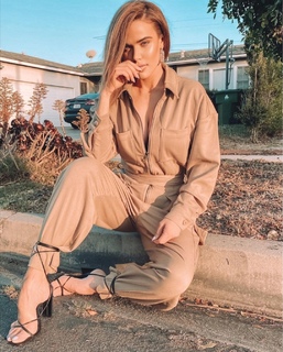 C.J. Perry Barnyashev feet photo thumbnail