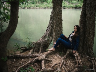 Cailee Spaeny feet photo thumbnail
