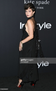 Cailee Spaeny feet photo thumbnail