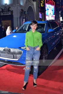Cailee Spaeny feet photo thumbnail