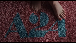 Cailee Spaeny feet photo thumbnail