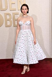 Cailee Spaeny feet photo thumbnail