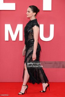 Cailee Spaeny feet photo thumbnail