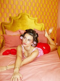 Caitlin Carmichael feet photo 6