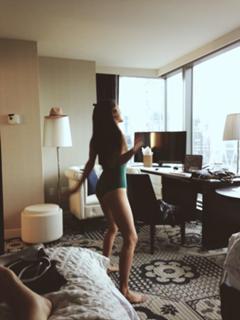 Caitlin Carver feet photo 7
