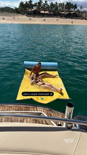 Caitlin Clark feet photo thumbnail