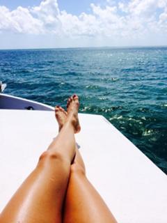 Caitlin Dechelle feet photo 2