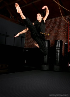 Caitlin Dechelle feet photo 11