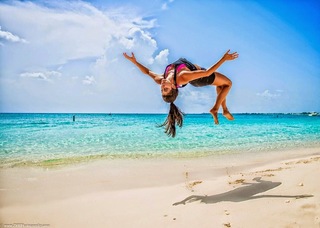 Caitlin Dechelle feet photo 3