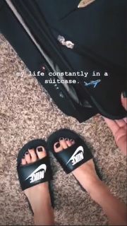 Caitlin Dechelle feet photo 14