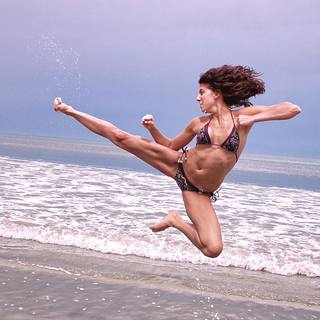 Caitlin Dechelle feet photo 11
