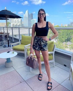 Caitlin Dechelle feet photo 3