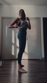 Caitlin Dechelle feet photo 4