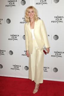 Caitlin FitzGerald feet photo thumbnail