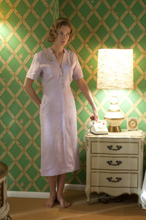 Caitlin FitzGerald feet photo thumbnail