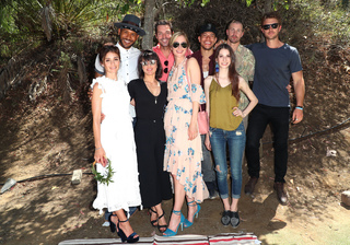 Caitlin FitzGerald feet photo thumbnail