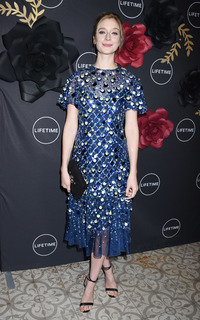 Caitlin FitzGerald feet photo thumbnail