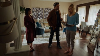 Caitlin FitzGerald feet photo thumbnail