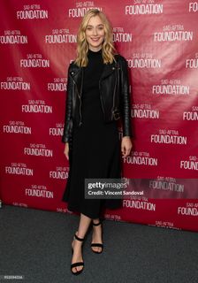 Caitlin FitzGerald feet photo 6