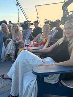 Caitlin FitzGerald feet photo 1