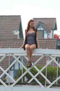 Caitlin O'Connor feet photo 7