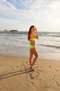 Caitlin O'Connor feet photo 13