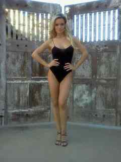 Caitlin O'Connor feet photo 5