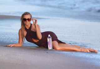 Caitlin O'Connor feet photo 3