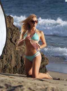 Caitlin O'Connor feet photo 10