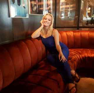 Caitlin O'Connor feet photo 4