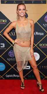 Caitlin O'Connor feet photo 7