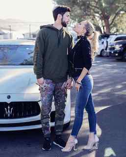 Caitlin O'Connor feet photo 12