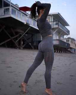 Caitlin O'Connor feet photo 20