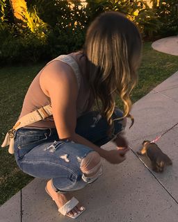 Caitlin O'Connor feet photo 11