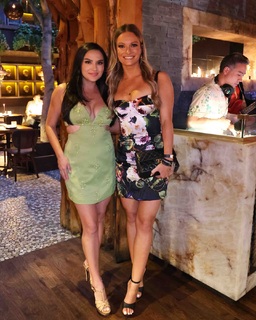 Caitlin O'Connor feet photo 8